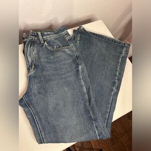Women’s Jeans W/pocket stars sz 6